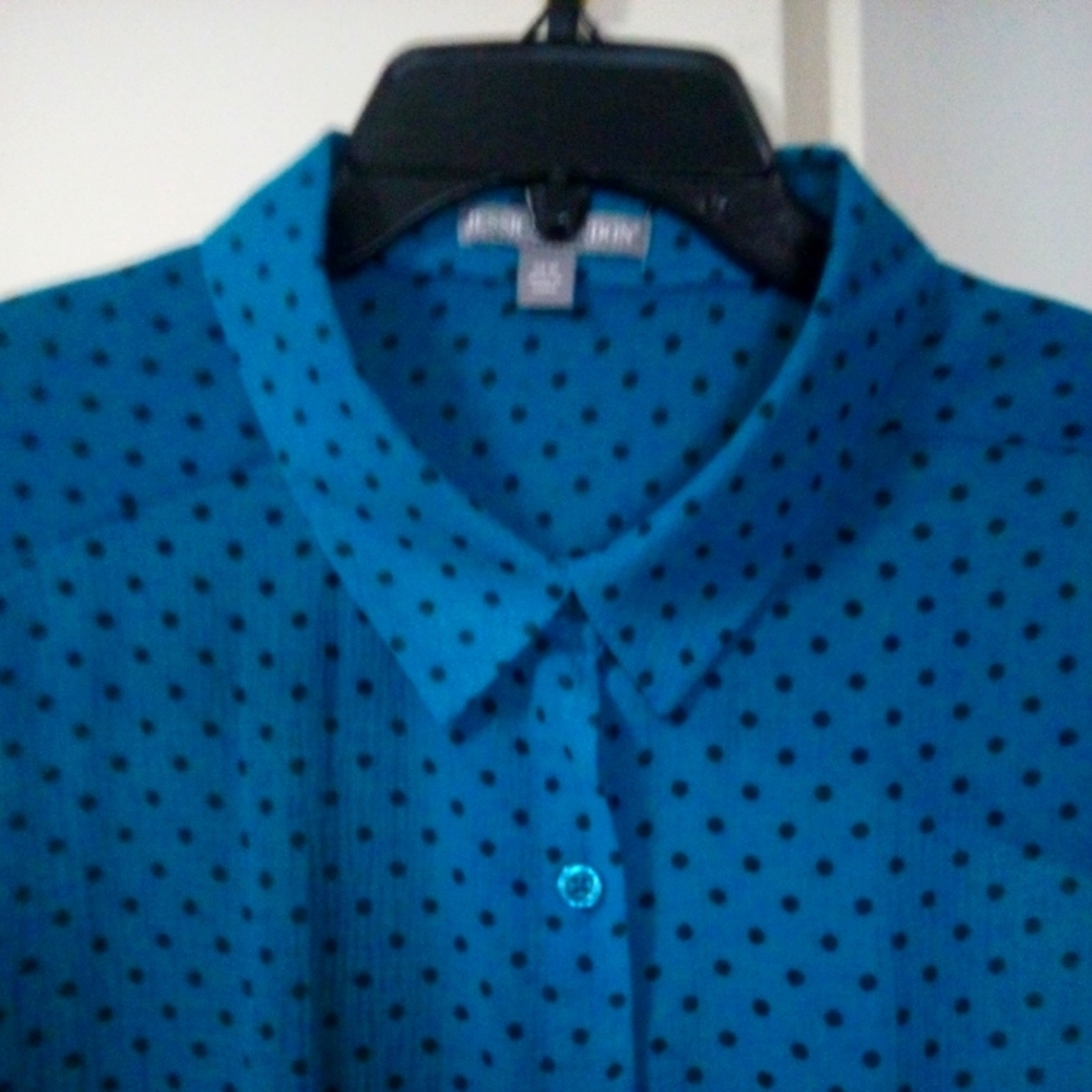 Vibrant Blue Casual Button Down Shirt with Polka Dots